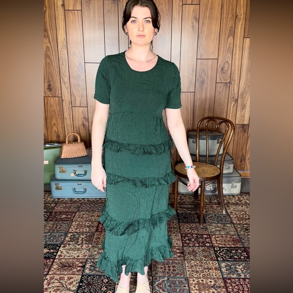 Vintage Rayon Black & Green Ruffle Dress - Short Sleeve - Picture 5 of 10